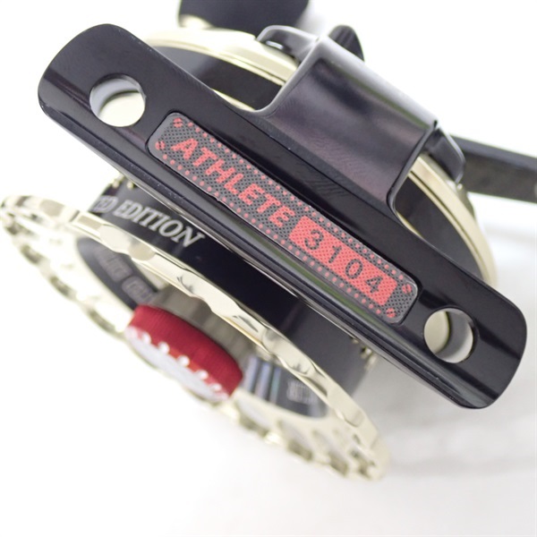 カセ筏師ＴＨＥアスリートレーサー６５ＨＧ－ＧＢ　左